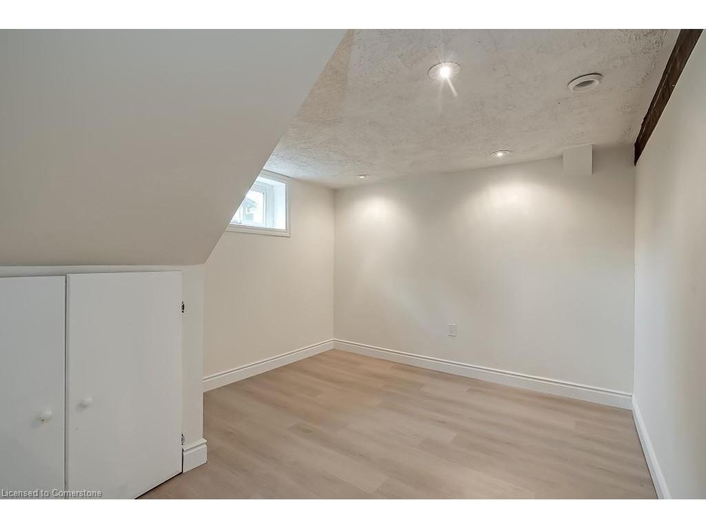 









1452


Augustine

Drive,
Burlington,




ON
L7P 2N2

