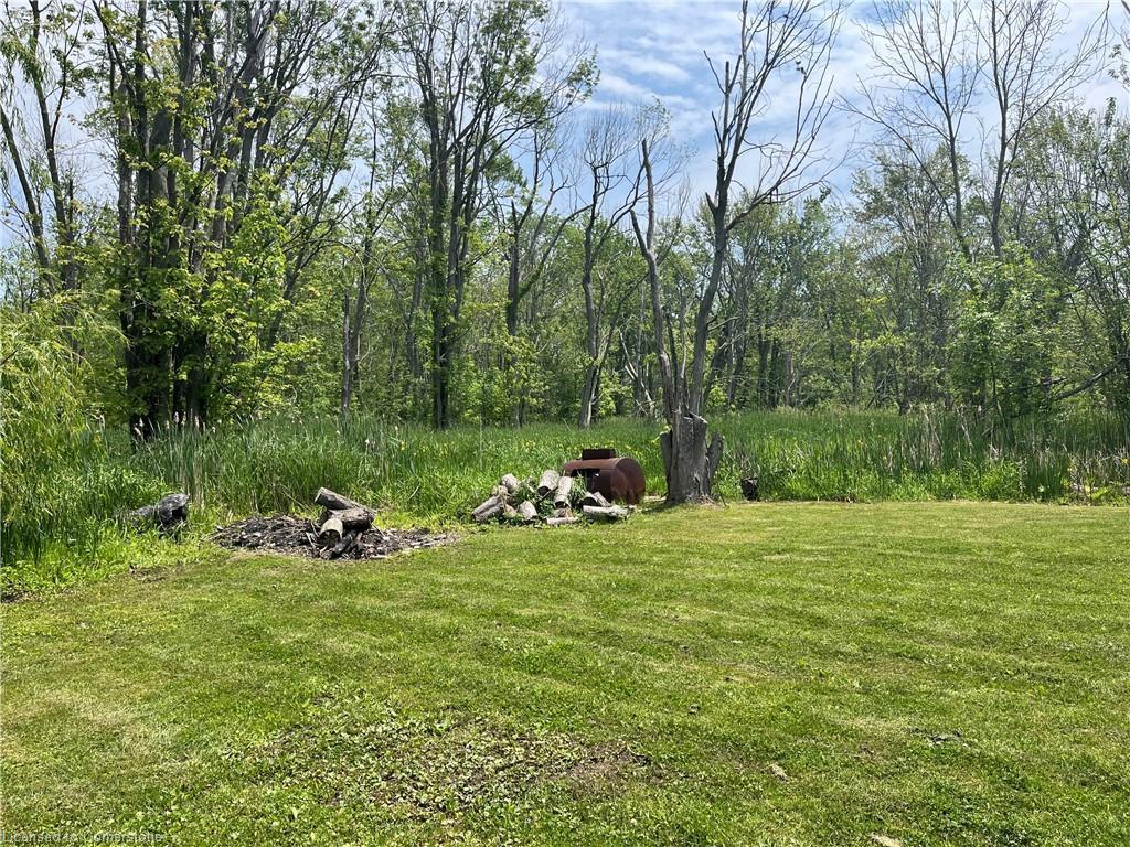 









826


Sandy Bay

Road,
Dunnville,




ON
N1A 2W6

