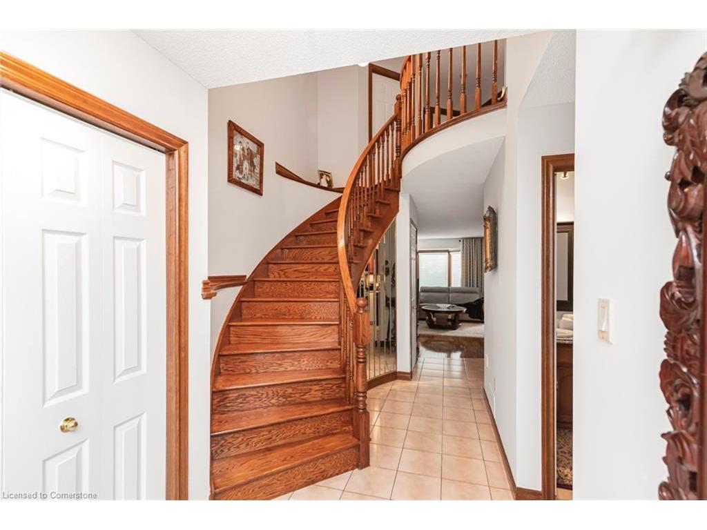 









16


Chelsea

Crescent,
Hamilton,




ON
L8E 5N3

