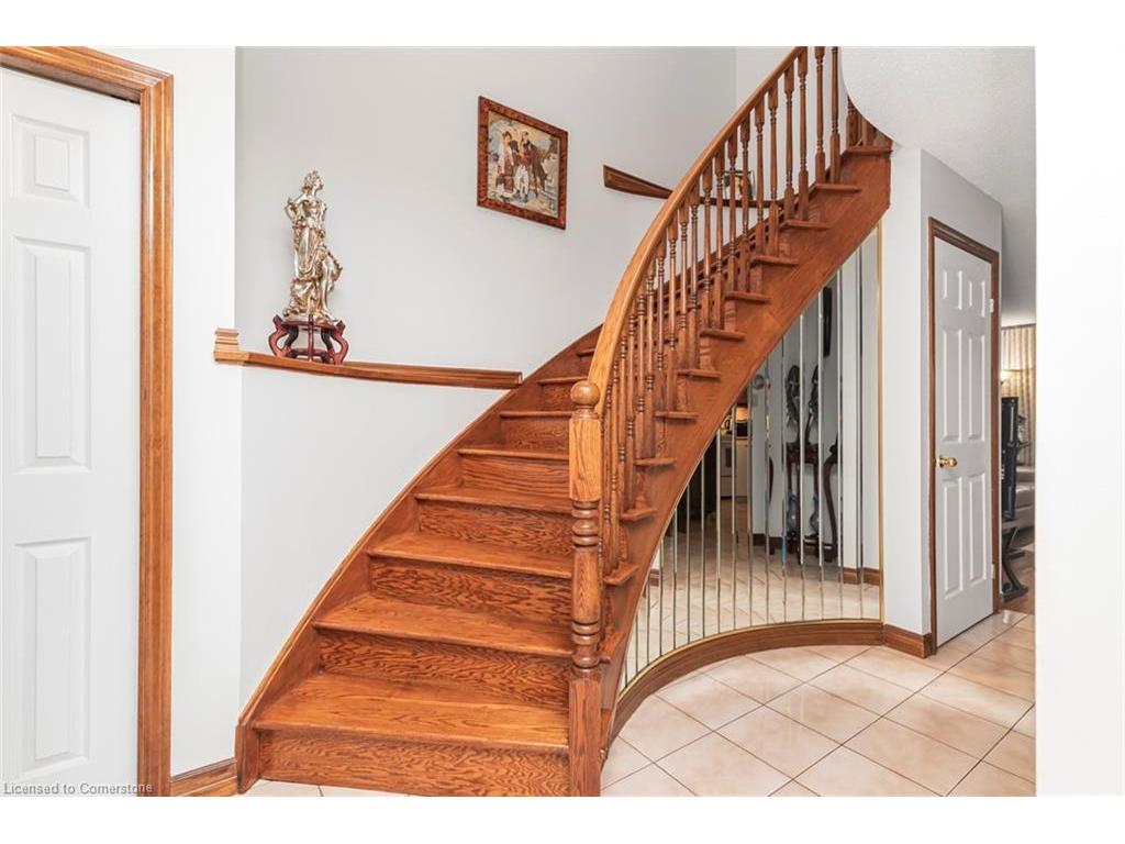 









16


Chelsea

Crescent,
Hamilton,




ON
L8E 5N3

