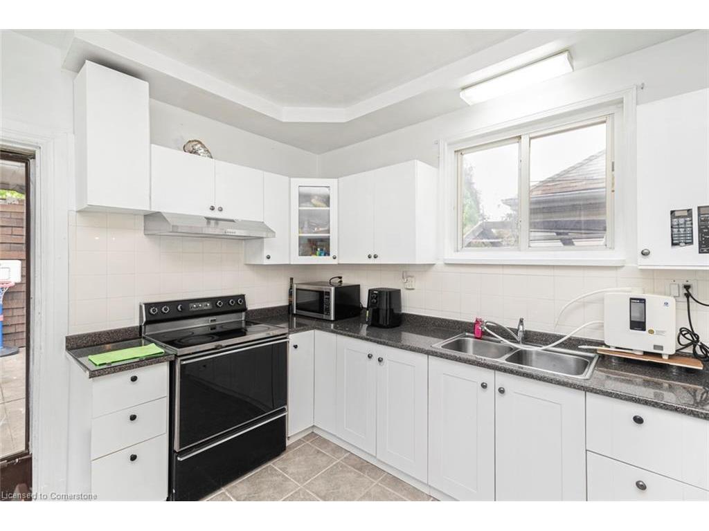 









47


Clyde

Street,
Hamilton,




ON
L8L 5R5

