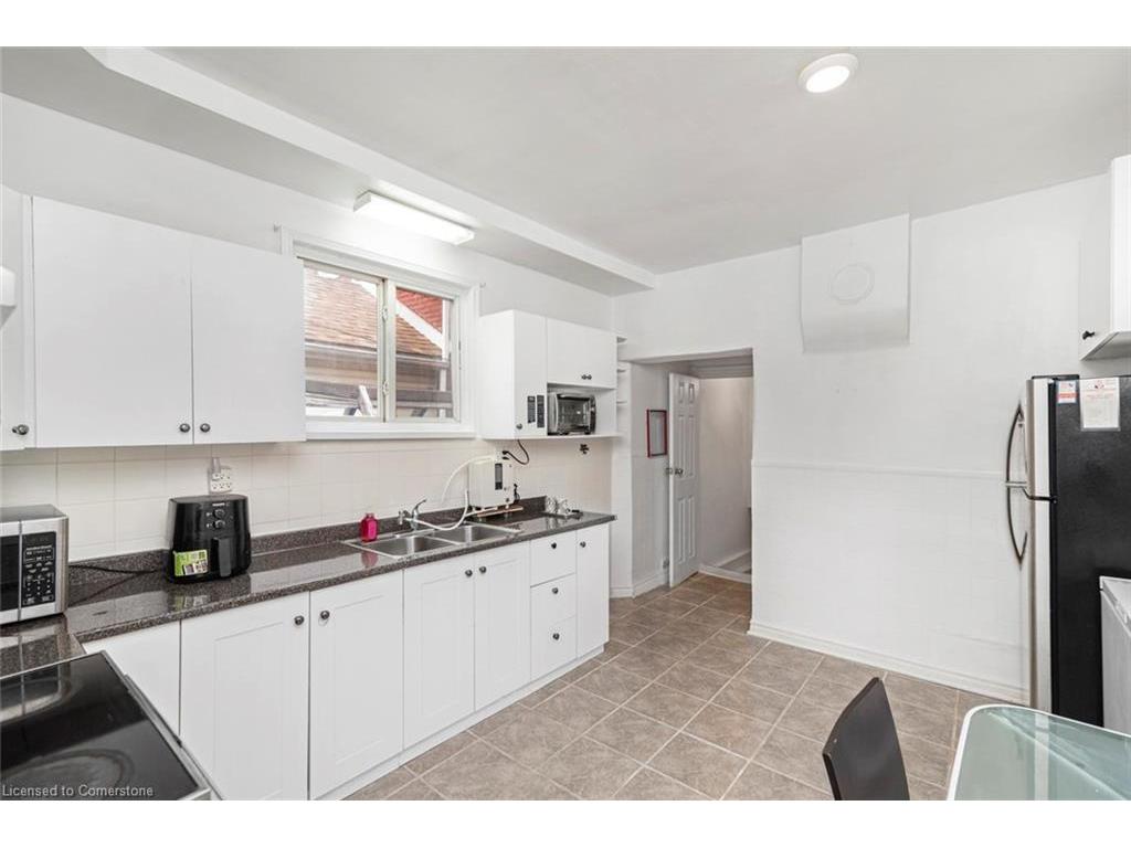 









47


Clyde

Street,
Hamilton,




ON
L8L 5R5

