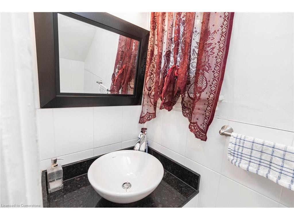 









47


Clyde

Street,
Hamilton,




ON
L8L 5R5

