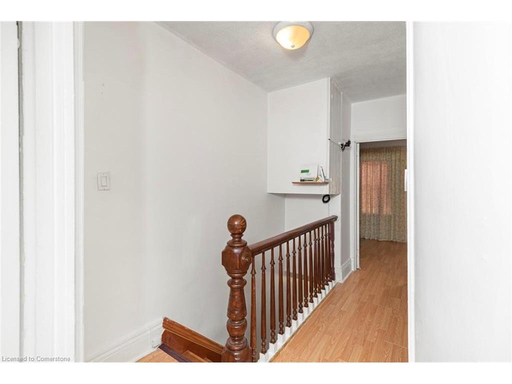 









47


Clyde

Street,
Hamilton,




ON
L8L 5R5

