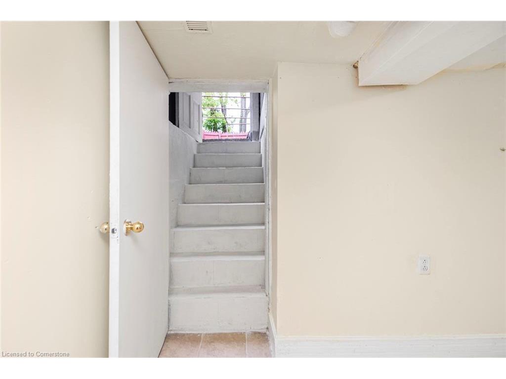 









47


Clyde

Street,
Hamilton,




ON
L8L 5R5

