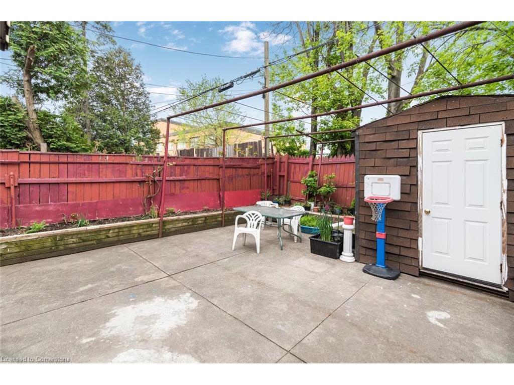 









47


Clyde

Street,
Hamilton,




ON
L8L 5R5

