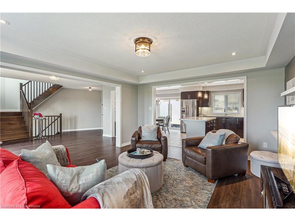 









3045


George Savage

Avenue, 3,
Oakville,




ON
L6M 0Y8

