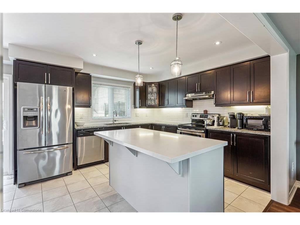 









3045


George Savage

Avenue, 3,
Oakville,




ON
L6M 0Y8

