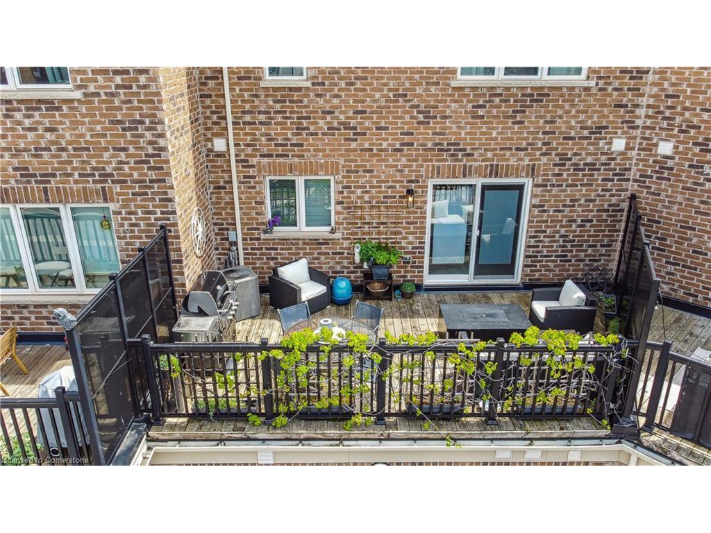 









3045


George Savage

Avenue, 3,
Oakville,




ON
L6M 0Y8

