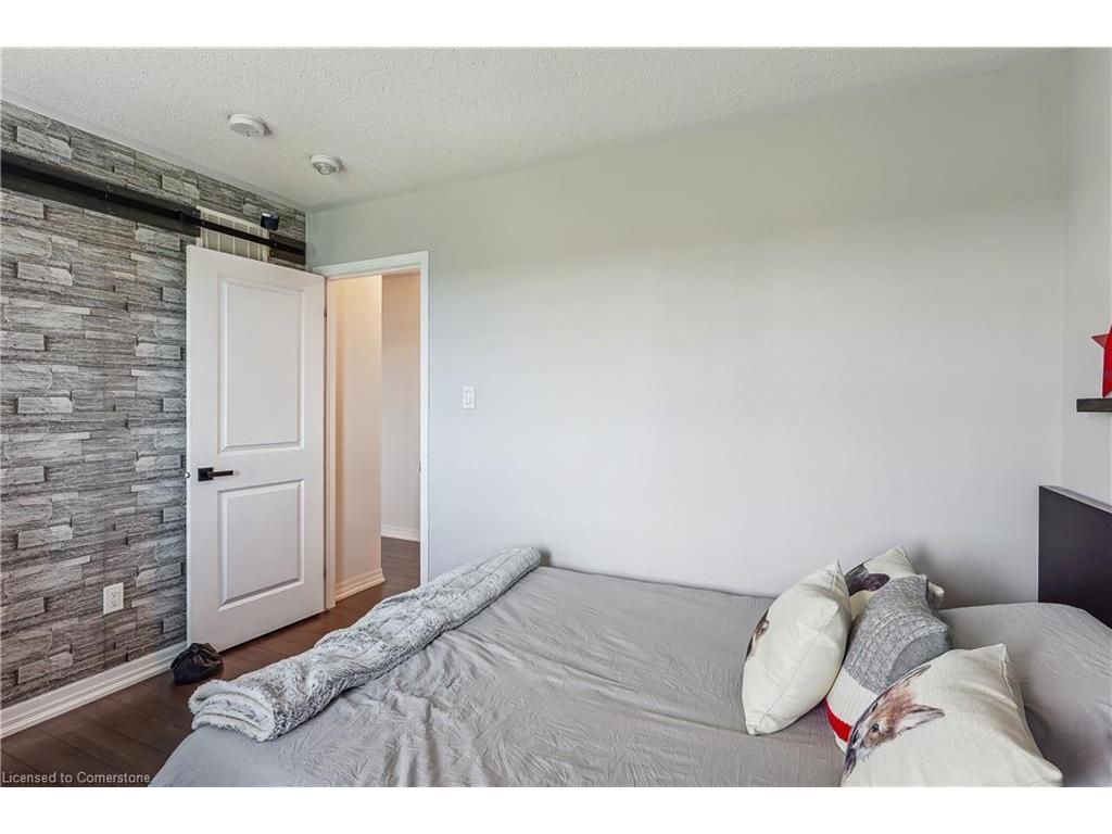 









3045


George Savage

Avenue, 3,
Oakville,




ON
L6M 0Y8

