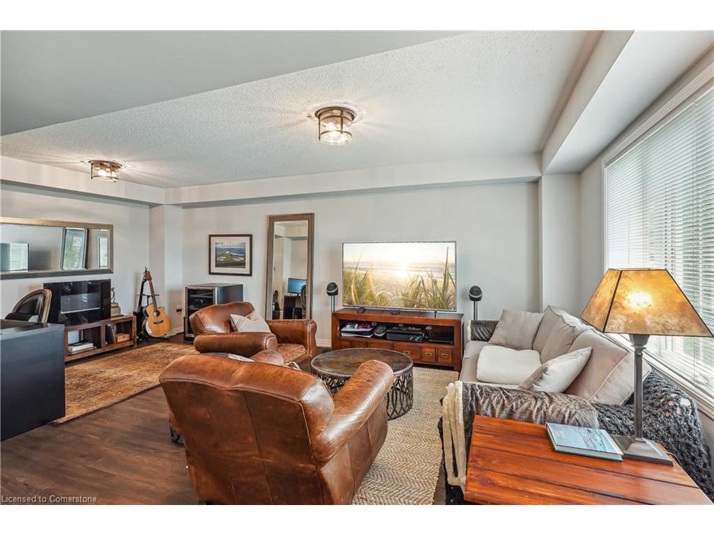 









3045


George Savage

Avenue, 3,
Oakville,




ON
L6M 0Y8

