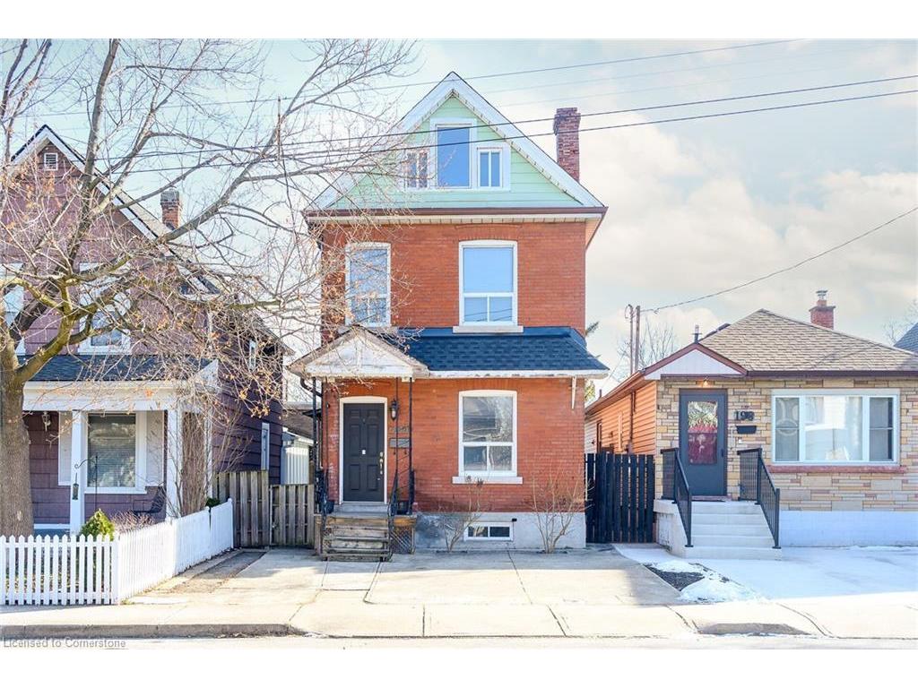 









200


Kensington

Avenue North,
Hamilton,




ON
L8L 7N7

