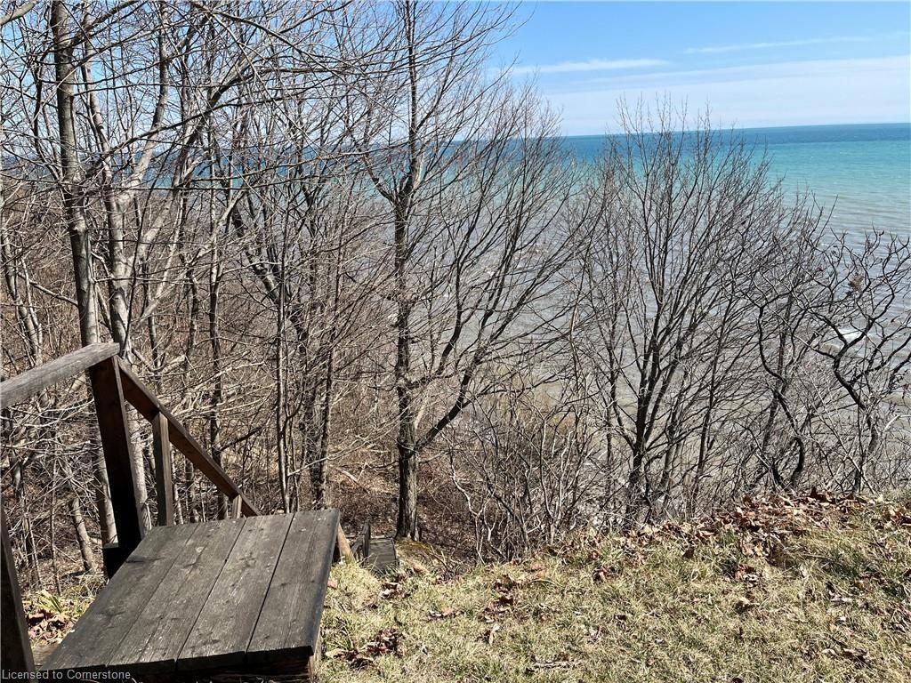 









527


Avalon

Lane,
Simcoe,







ON
N3Y 4K2

