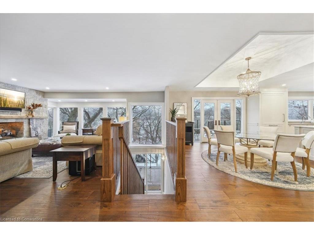









382


Trafalgar

Road,
Oakville,




ON
L6J 3H5

