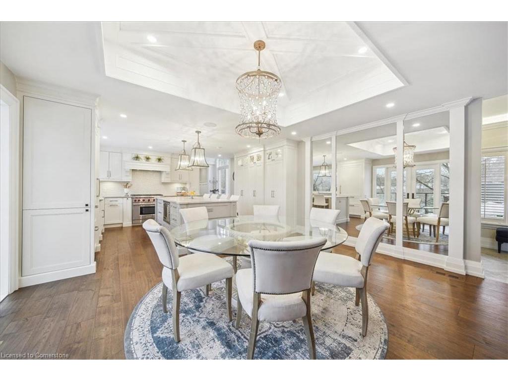 









382


Trafalgar

Road,
Oakville,




ON
L6J 3H5

