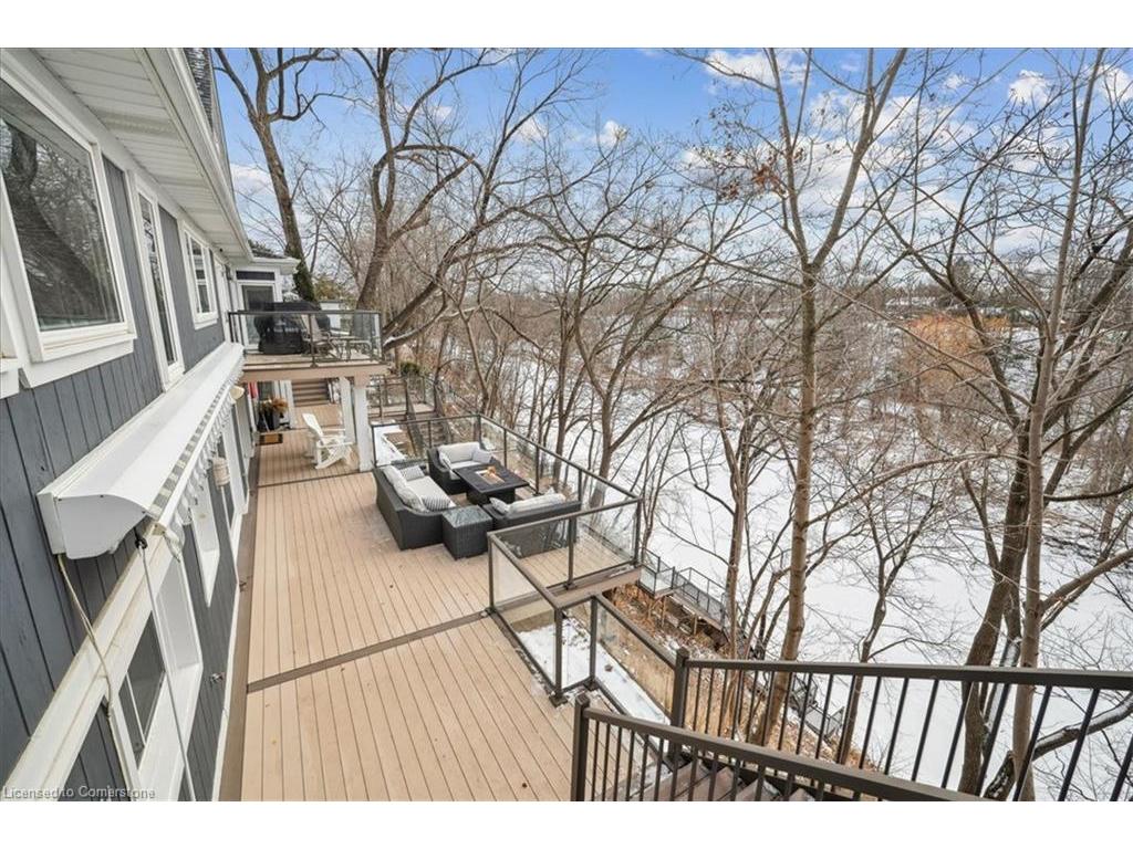 









382


Trafalgar

Road,
Oakville,




ON
L6J 3H5

