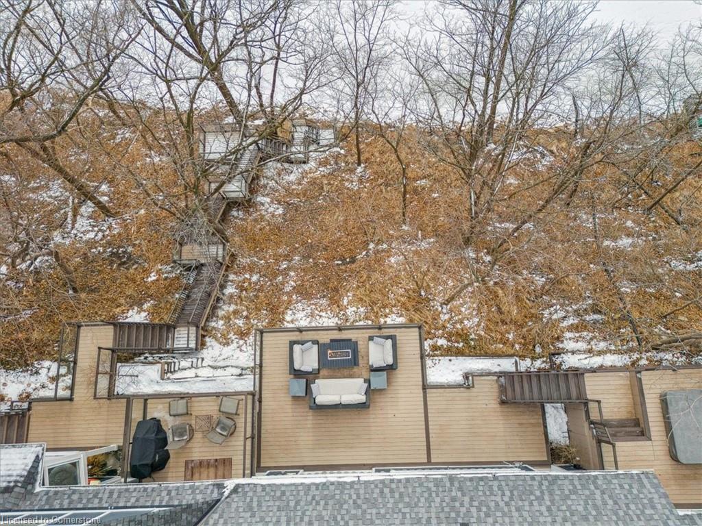 









382


Trafalgar

Road,
Oakville,




ON
L6J 3H5

