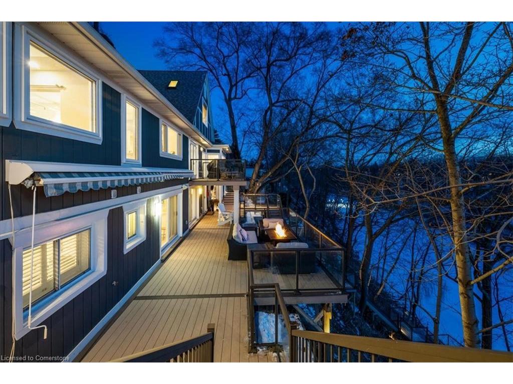 









382


Trafalgar

Road,
Oakville,




ON
L6J 3H5

