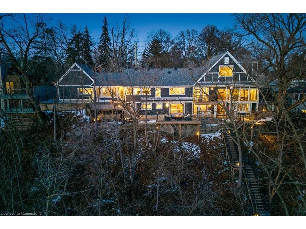 









382


Trafalgar

Road,
Oakville,




ON
L6J 3H5

