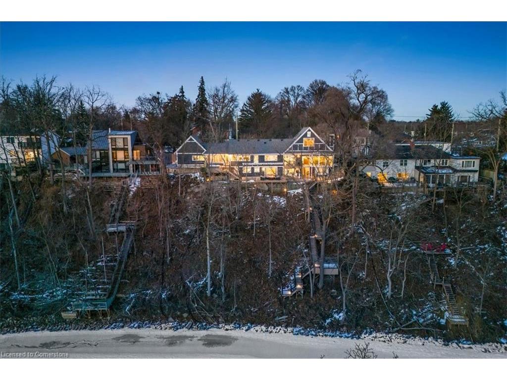 









382


Trafalgar

Road,
Oakville,




ON
L6J 3H5

