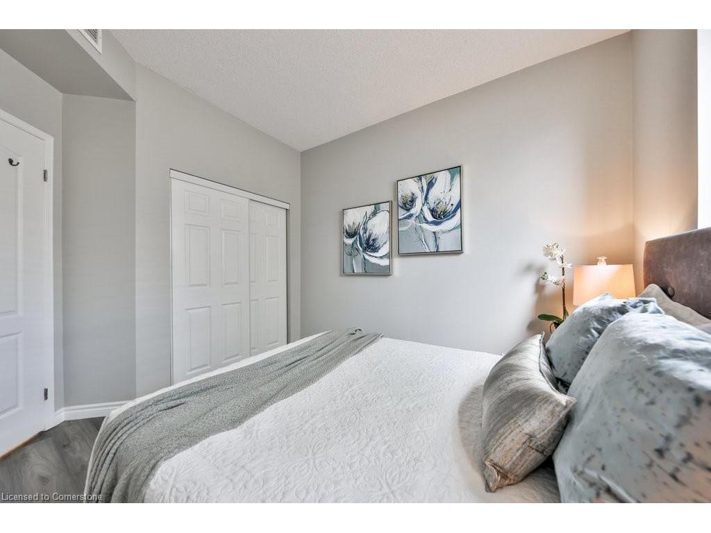 









4198


Dundas

Street West, 102,
Toronto,




ON
M8X 1Y6

