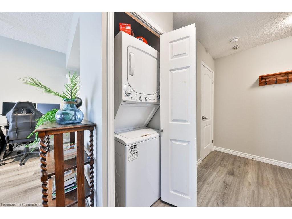 









4198


Dundas

Street West, 102,
Toronto,




ON
M8X 1Y6

