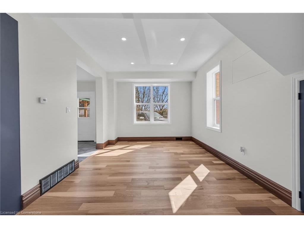 









2076


Main

Street North,
Jarvis,




ON
N0A 1J0

