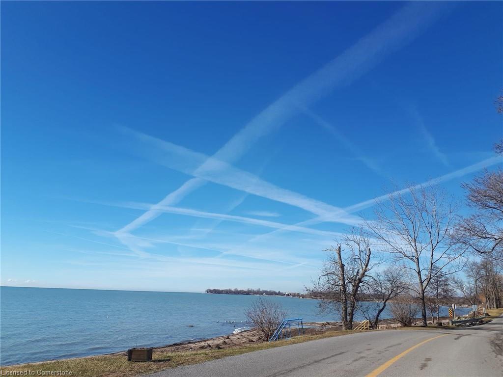 









817


Lakeshore

Road,
Selkirk,




ON
N0A 1P0

