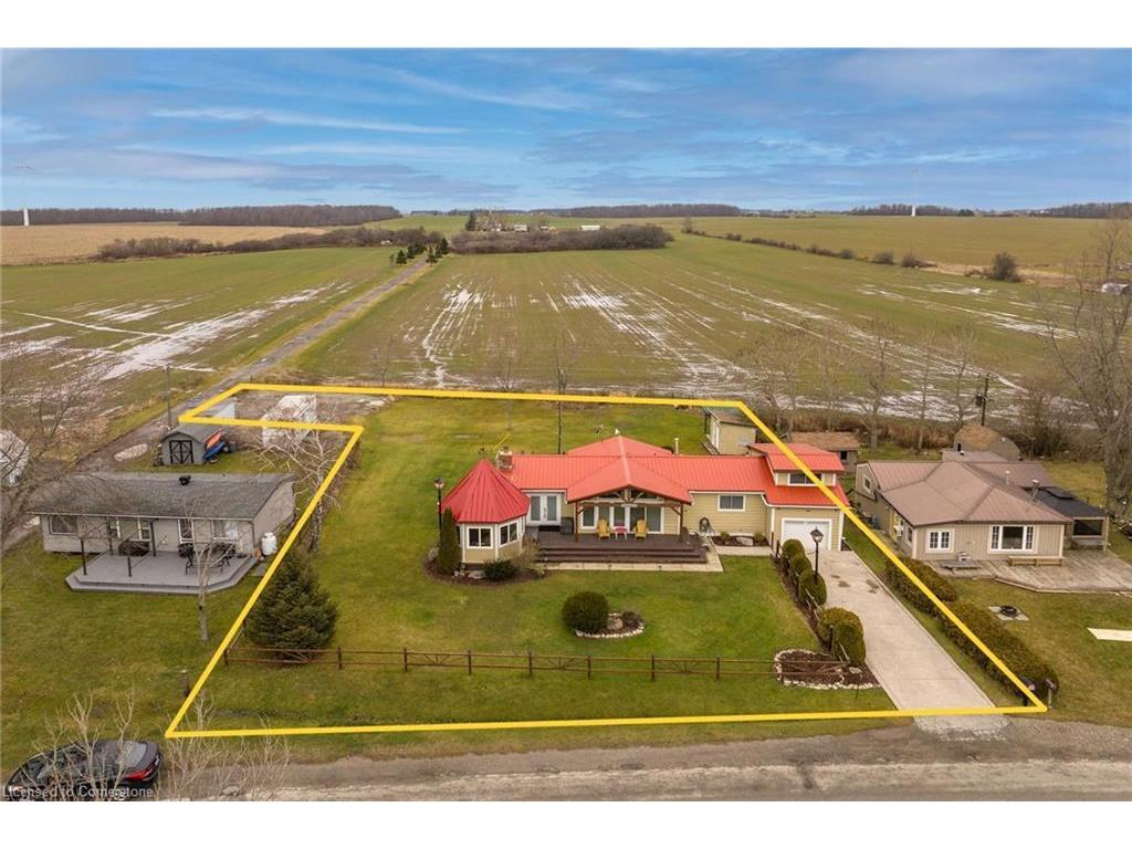 









817


Lakeshore

Road,
Selkirk,




ON
N0A 1P0

