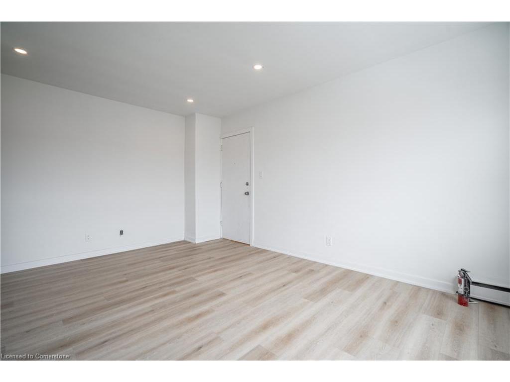 









169


Park

Row South, 7,
Hamilton,




ON
L8K 2K1

