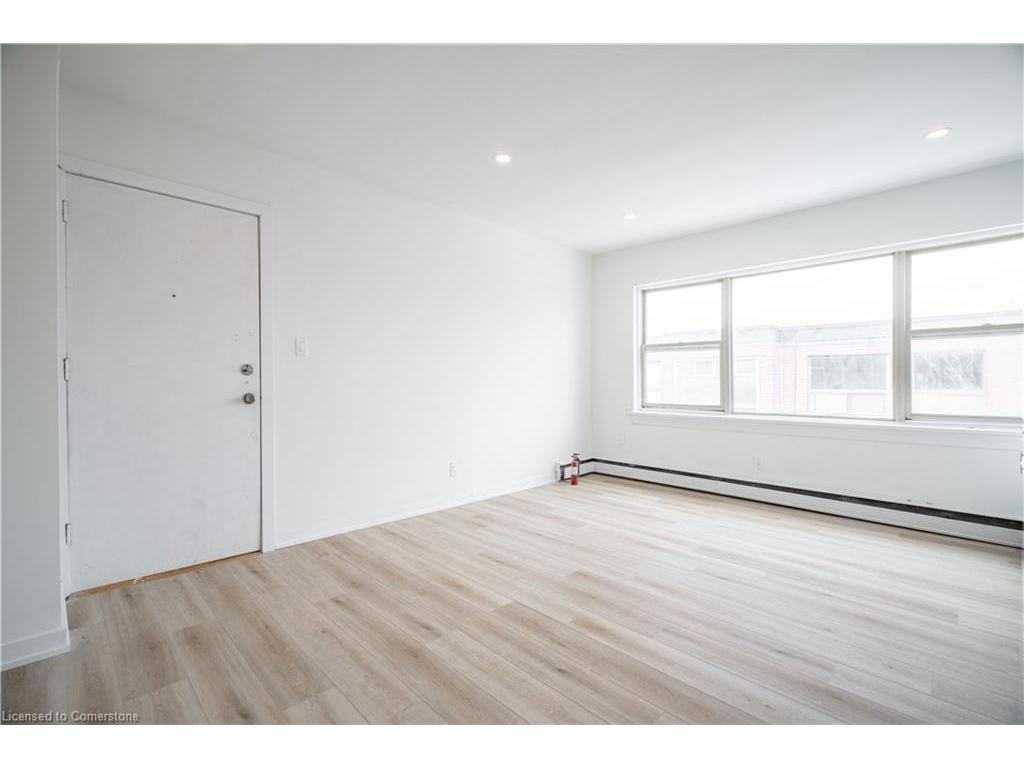 









169


Park

Row South, 7,
Hamilton,




ON
L8K 2K1

