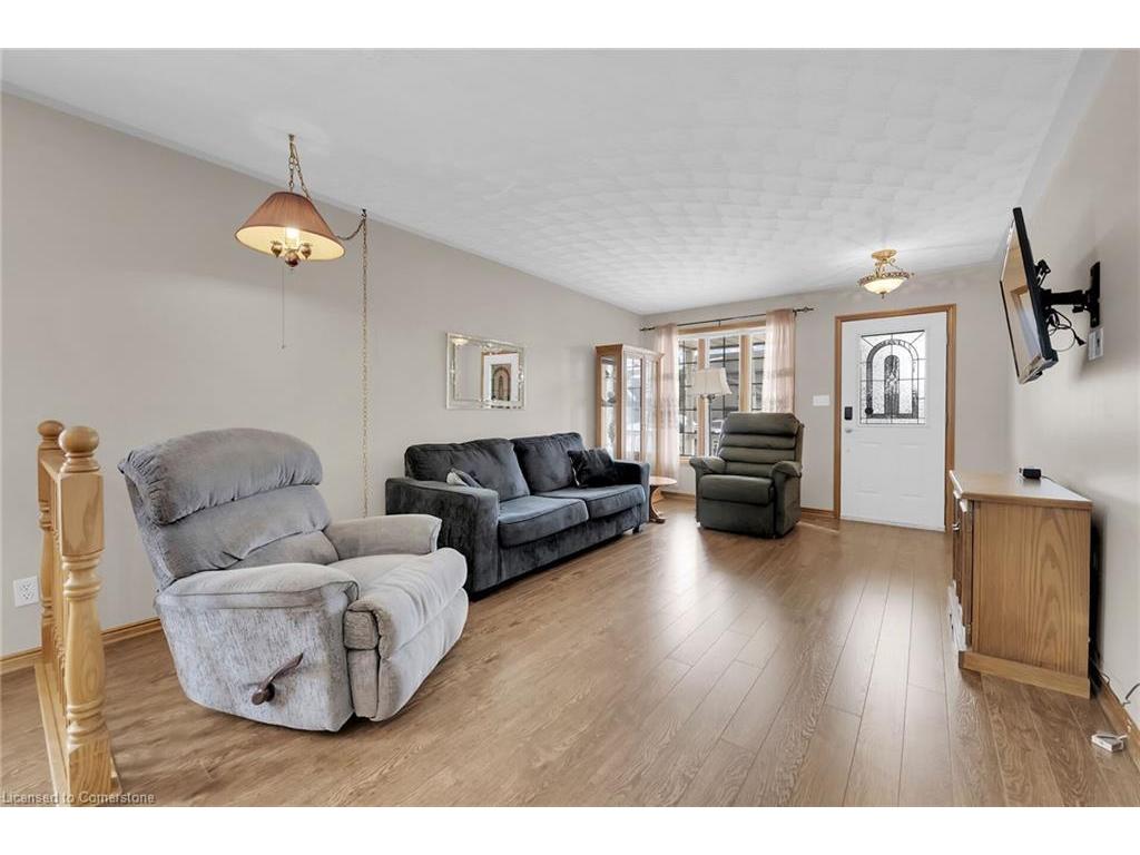 









145


Cross

Street East,
Dunnville,




ON
N1A 1B7

