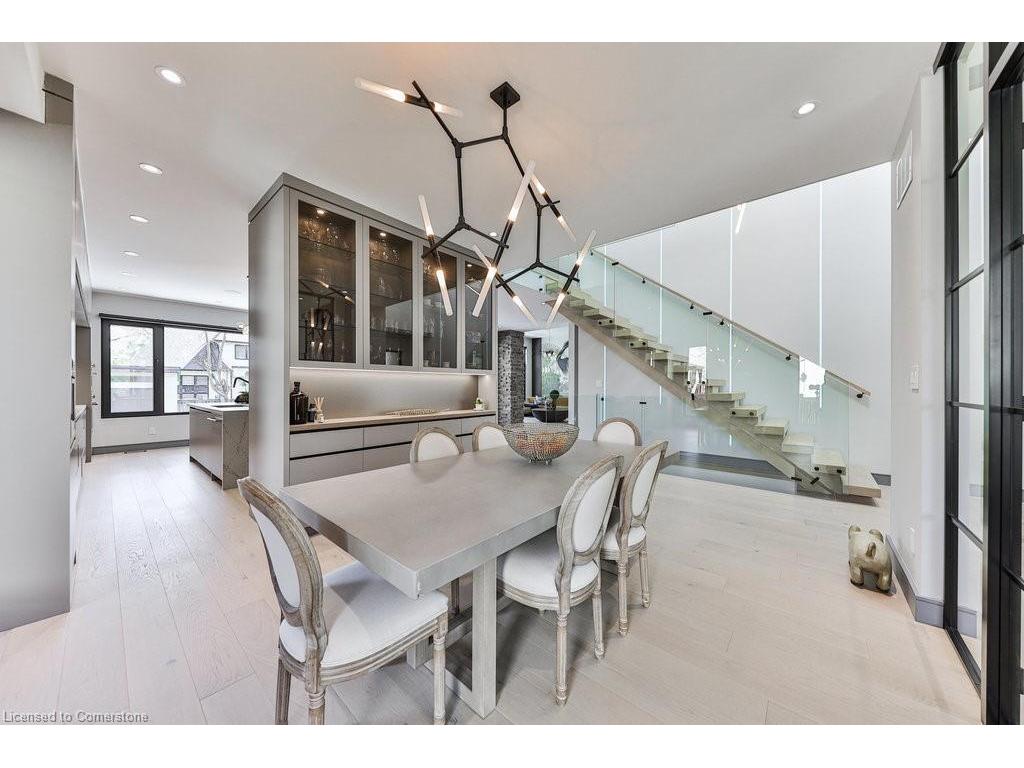 









1617


Trotwood

Avenue,
Mississauga,




ON
L5G 3Z8

