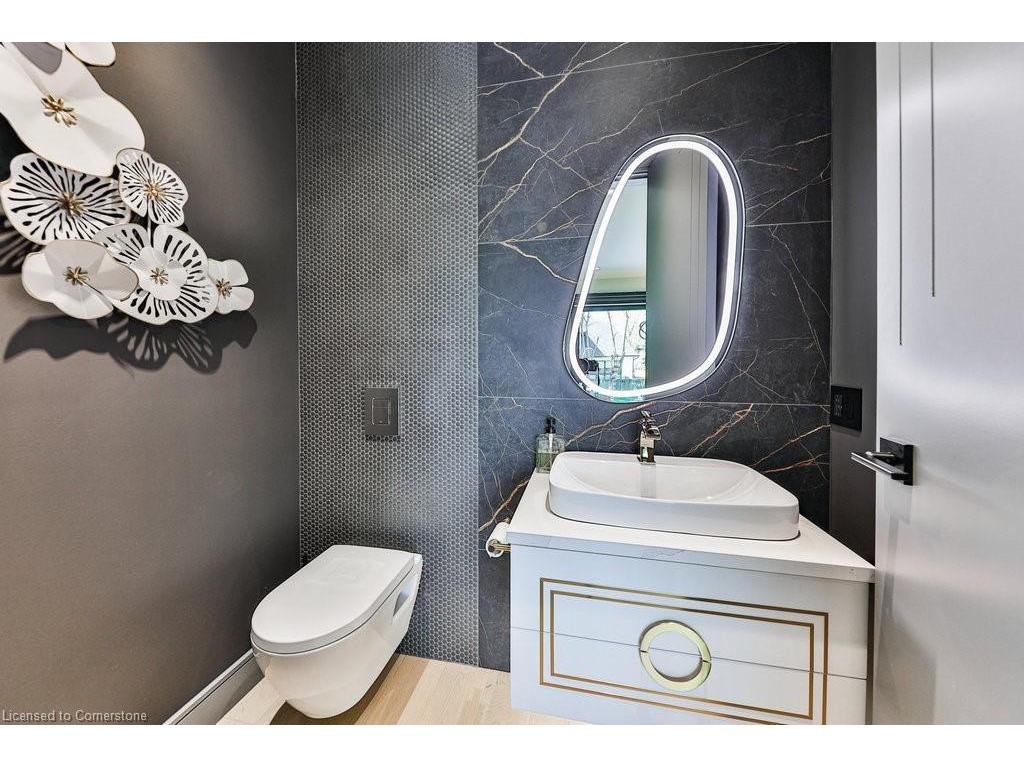 









1617


Trotwood

Avenue,
Mississauga,




ON
L5G 3Z8

