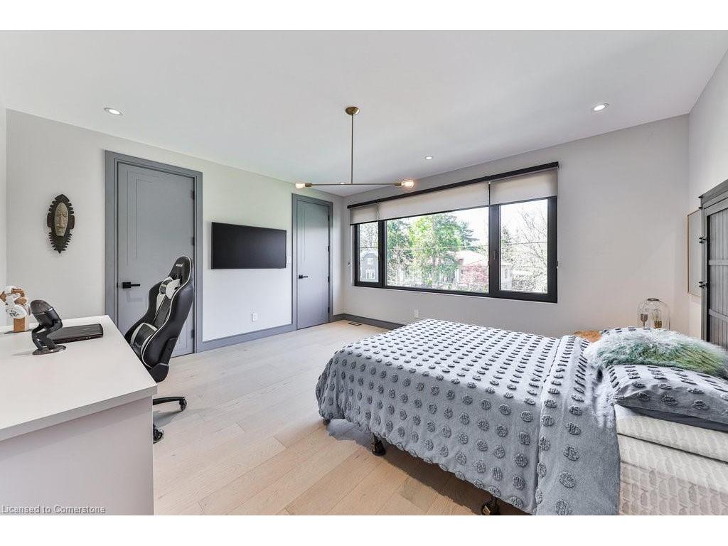 









1617


Trotwood

Avenue,
Mississauga,




ON
L5G 3Z8


