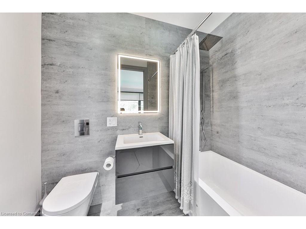 









1617


Trotwood

Avenue,
Mississauga,




ON
L5G 3Z8

