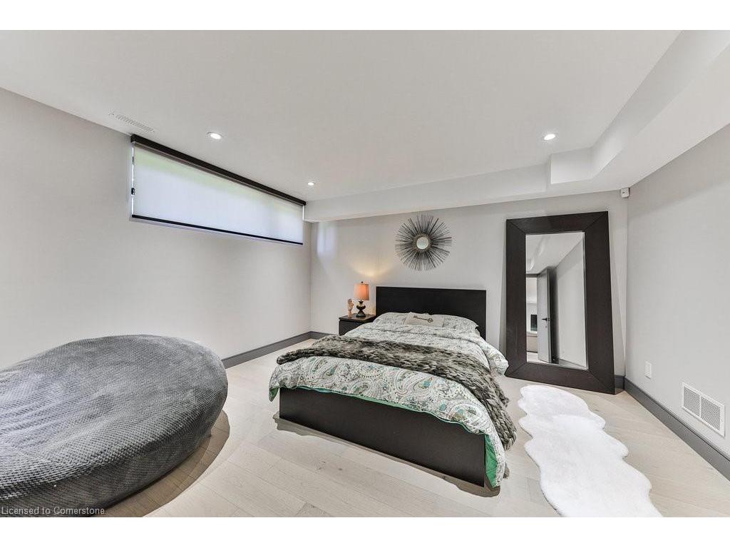 









1617


Trotwood

Avenue,
Mississauga,




ON
L5G 3Z8

