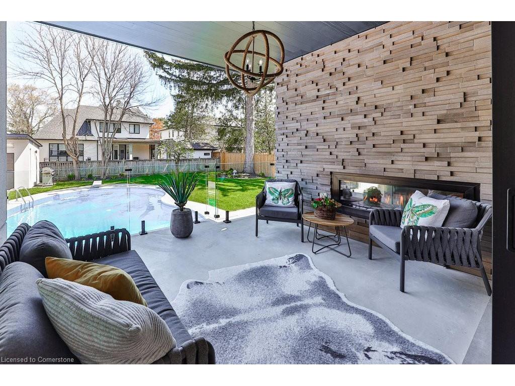 









1617


Trotwood

Avenue,
Mississauga,




ON
L5G 3Z8

