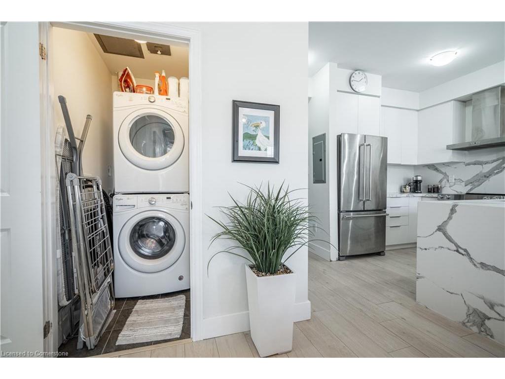 









263


Georgian

Drive, 303,
Oakville,




ON
L6H 0L2

