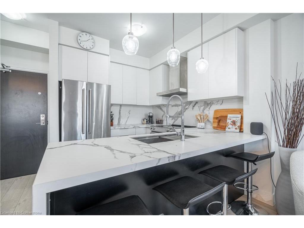 









263


Georgian

Drive, 303,
Oakville,




ON
L6H 0L2

