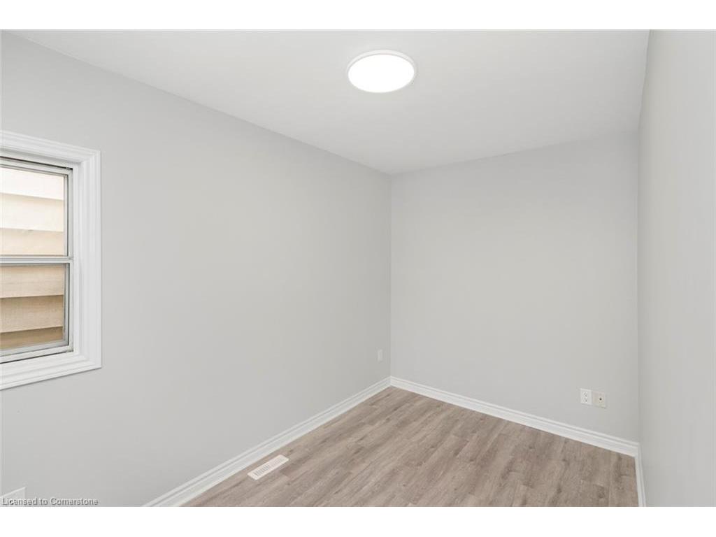 









333


Britannia

Avenue,
Hamilton,




ON
L8H 1Y4

