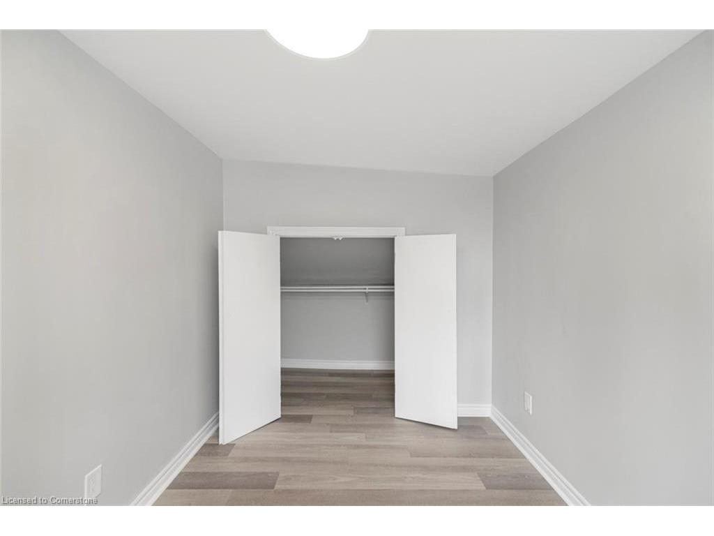 









333


Britannia

Avenue,
Hamilton,




ON
L8H 1Y4

