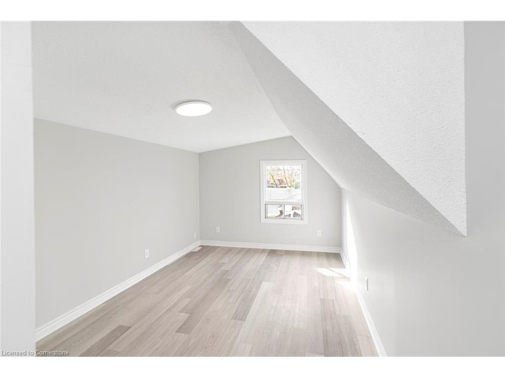 









333


Britannia

Avenue,
Hamilton,




ON
L8H 1Y4

