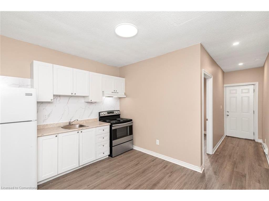 









333


Britannia

Avenue,
Hamilton,




ON
L8H 1Y4

