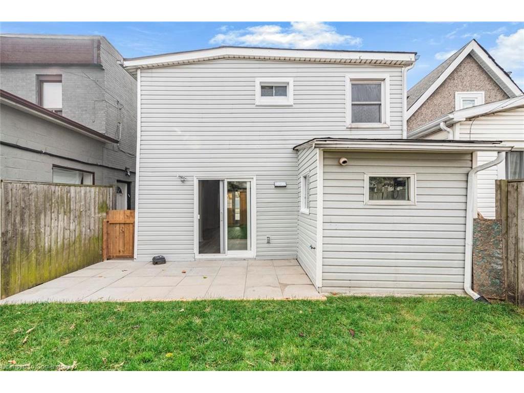









333


Britannia

Avenue,
Hamilton,




ON
L8H 1Y4

