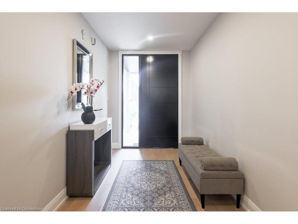 









105


Tenth

Street,
Toronto,




ON
M8V 3E9

