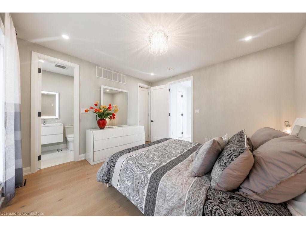 









105


Tenth

Street,
Toronto,




ON
M8V 3E9

