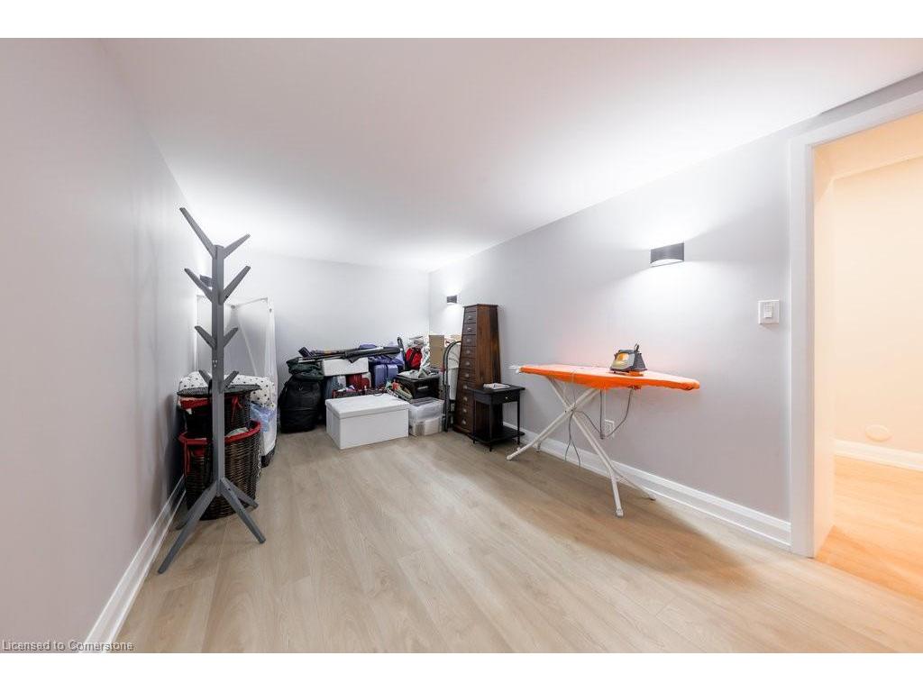 









105


Tenth

Street,
Toronto,




ON
M8V 3E9

