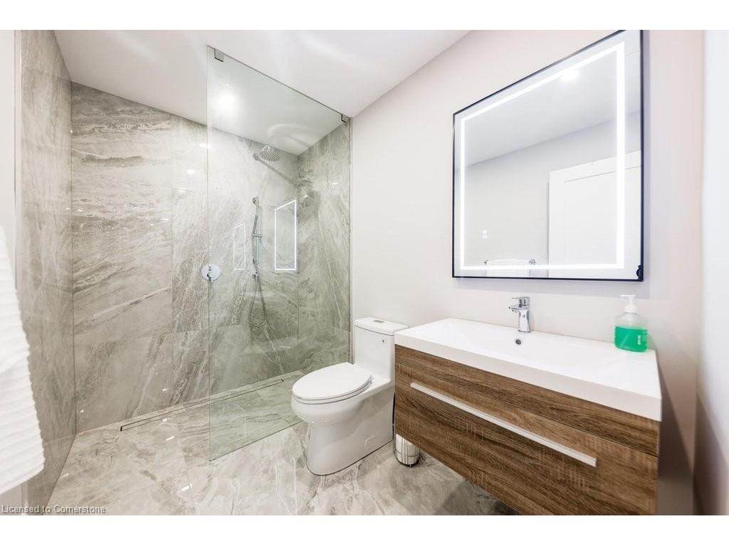









105


Tenth

Street,
Toronto,




ON
M8V 3E9

