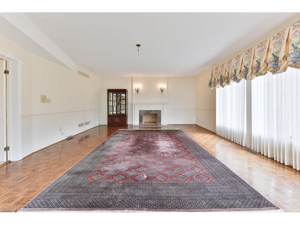 









2390


Mississauga

Road,
Mississauga,




ON
L5H 2L1

